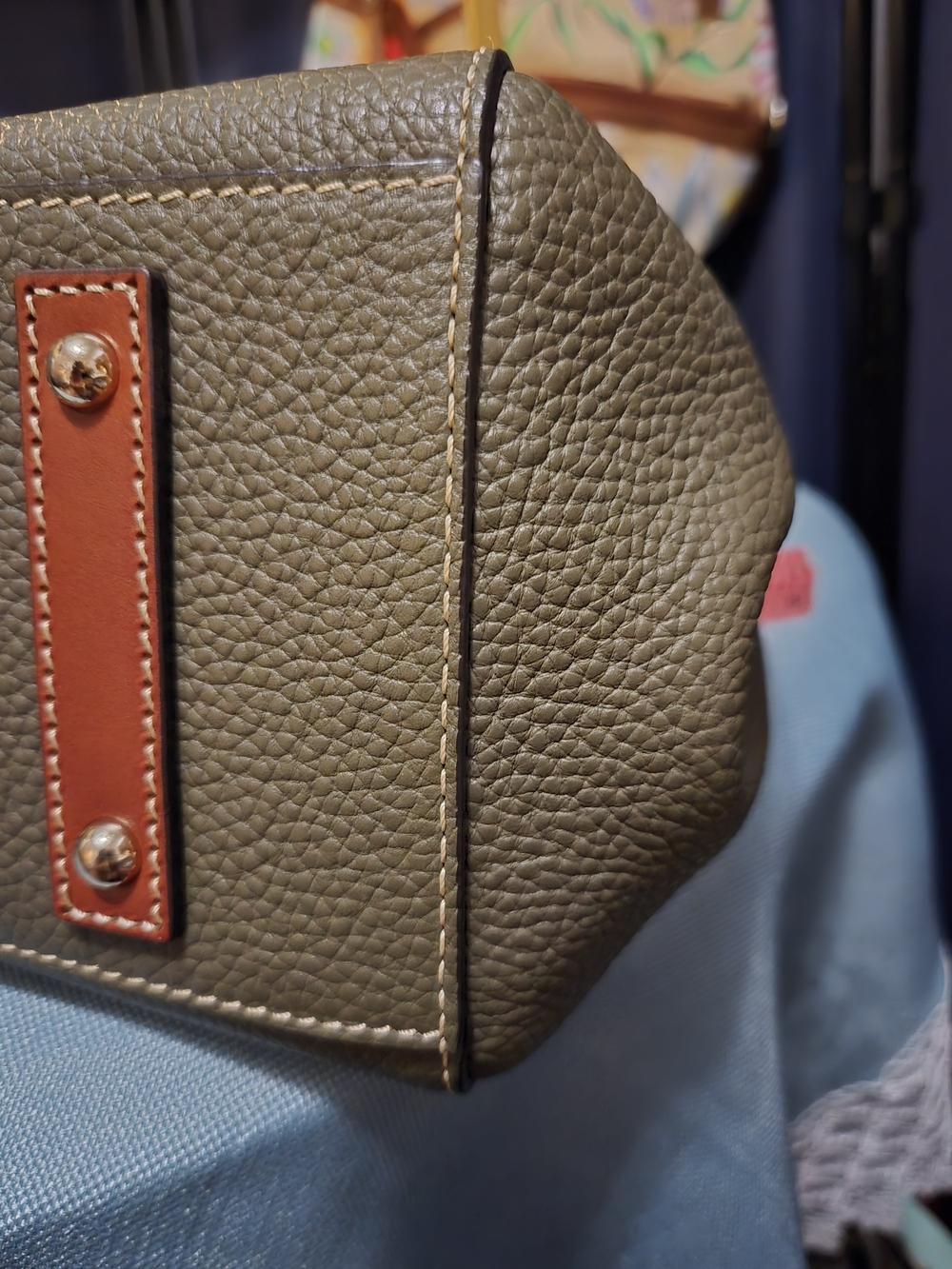 Like New Dooney & Bourke Olive Green Pebbled Leather Satchel with Brown Handles - Picture 11 of 16